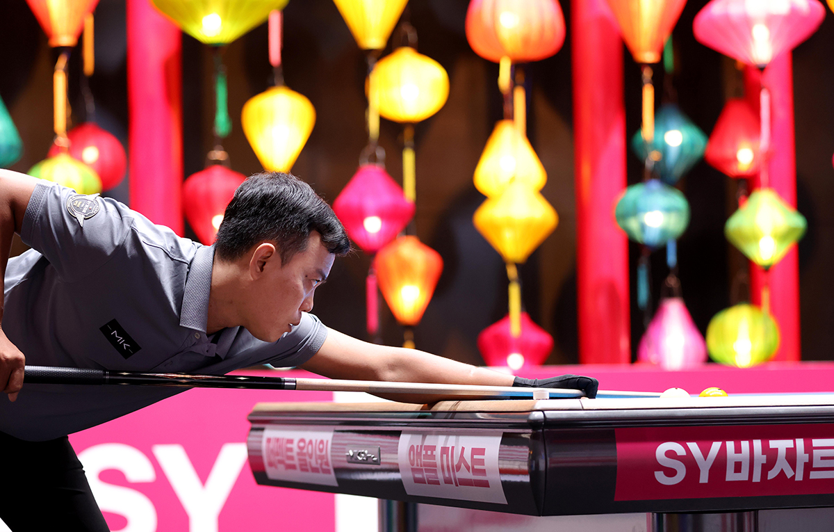 베트남 현지 예선을 통과한 28명의 신인 선수가 출전한 '하노이 오픈' 128강전. 그중 4명이 정상급의 실력을 선보이며 64강에 진출해 베일에 가려졌던 '베트남 고수'들의 실력이 공개됐다.  사진=PBA 제공