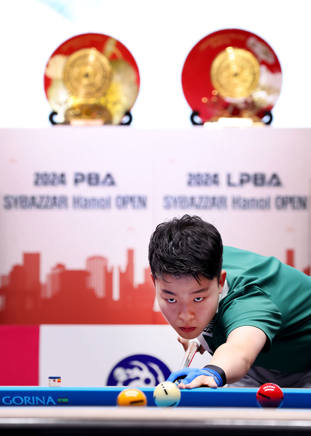 14살의 나이로 프로당구 투어에 도전한 김영원은 이번 대회가 해외투어 첫 경험이 기때문에 상대적으로 주니어 무대를 누볐던 하샤시에 불리했다.