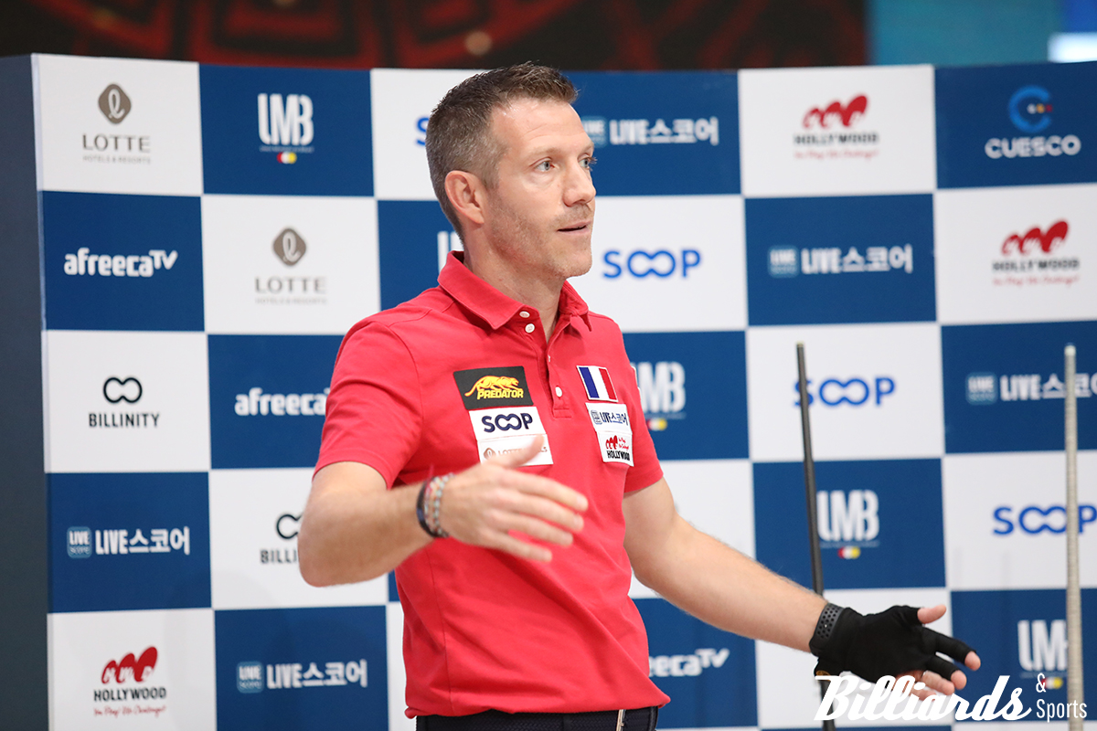 타임아웃이 선언되자 항의의 제스처를 취하는 제러미 뷰리. 사진=잠실/이용휘 기자