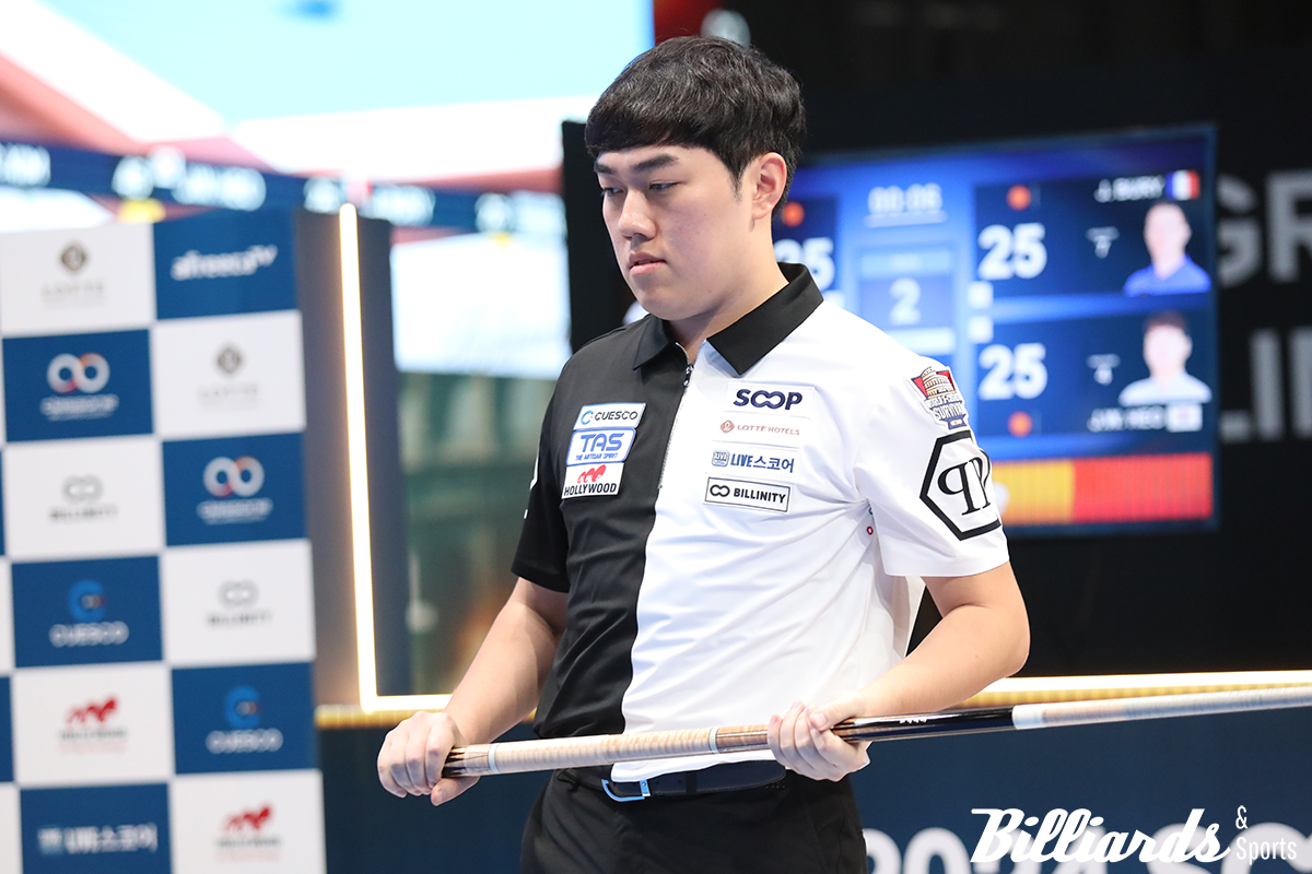 전반전 초반에 강하게 밀어 붙인 김준태. 하지만 끝까지 점수를 지키지 못하며 조 4위로 1라운드 경기를 마쳤다. 