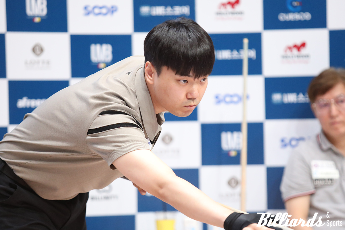 김행직은 전반전을 1위로 마쳤으나 후반에 부진하며 3위로 밀려나고 말았다.