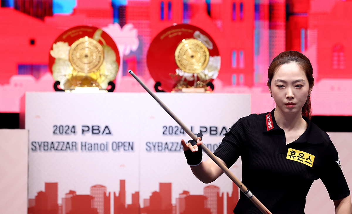 '당구 여신' 차유람(휴온스)이 여자 프로당구 시즌 3차 투어 '2024 LPBA 에스와이 바자르 하노이 오픈'에서 복귀 후 처음 8강 진출에 성공했다.  사진=PBA 제공