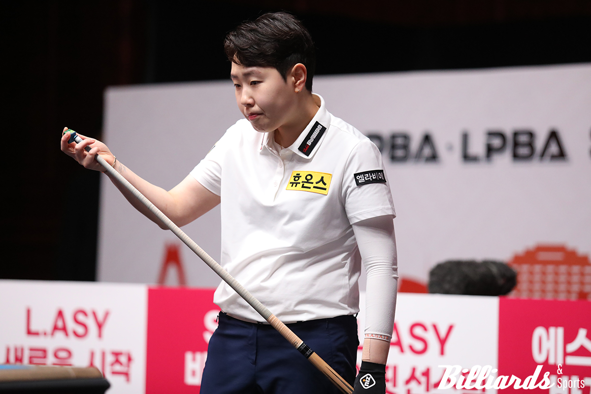 사카이 아야코를 꺾고 결승에 오른 김세연.