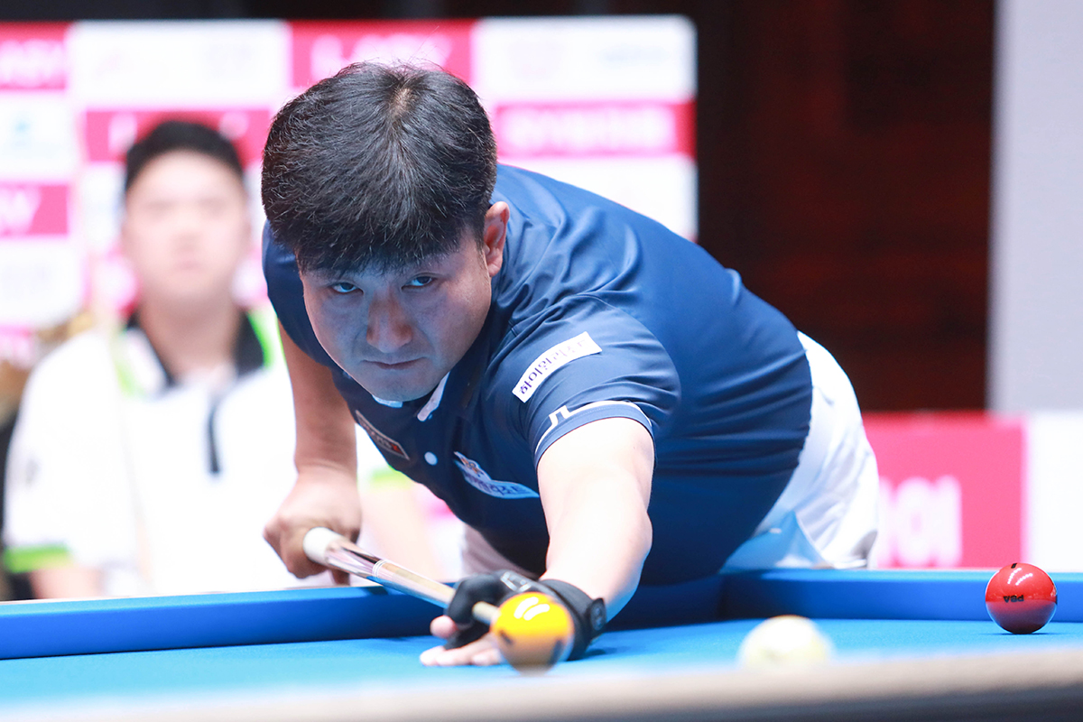 산체스와 8강에서 만난 이충복(하이원리조트). 두 선수 모두 PBA 투어 첫 8강과 준결승 진출을 노리고 있다.