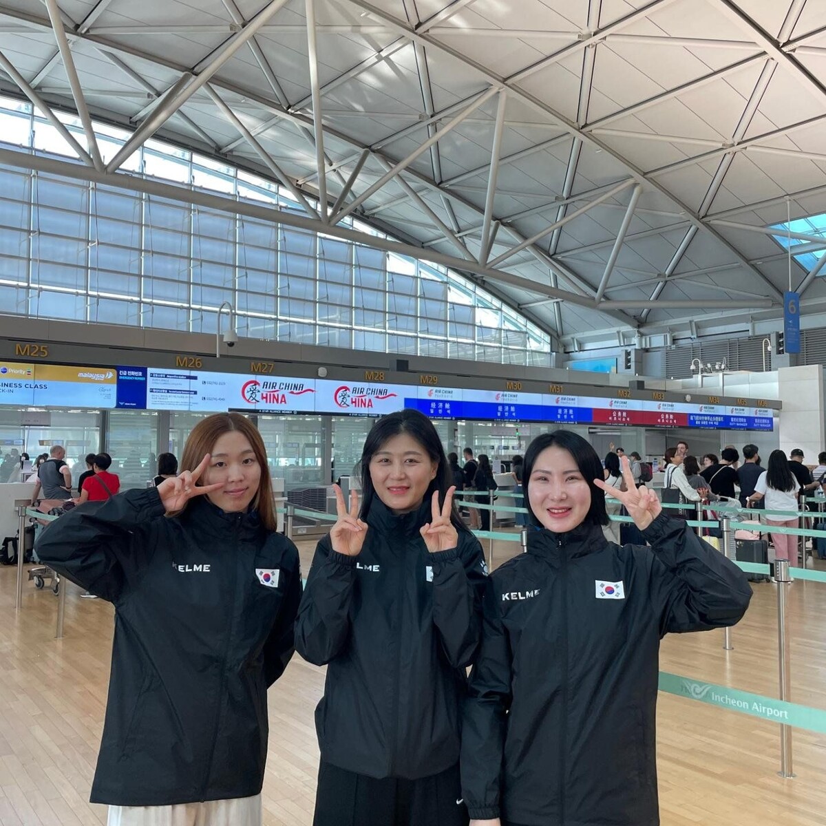 이번 세계선수권에 출전한 한국의 서서아, 임윤미, 진혜주(왼쪽부터).  사진=KBF 제공