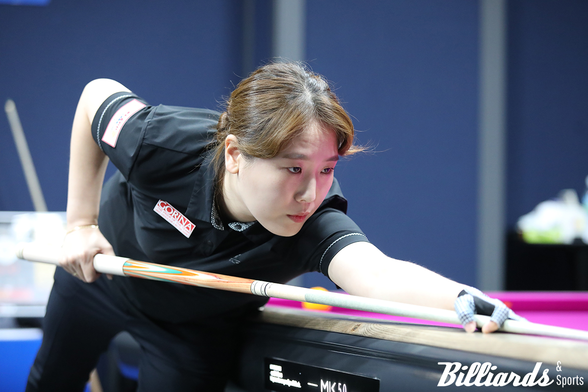 PQ에서 히다 오리에와 대결하는 이지은.