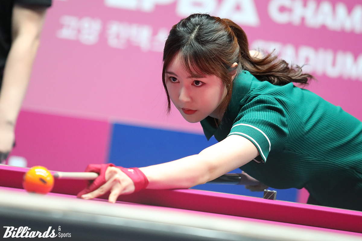 이신영을 끈질기게 추격한 김안나.