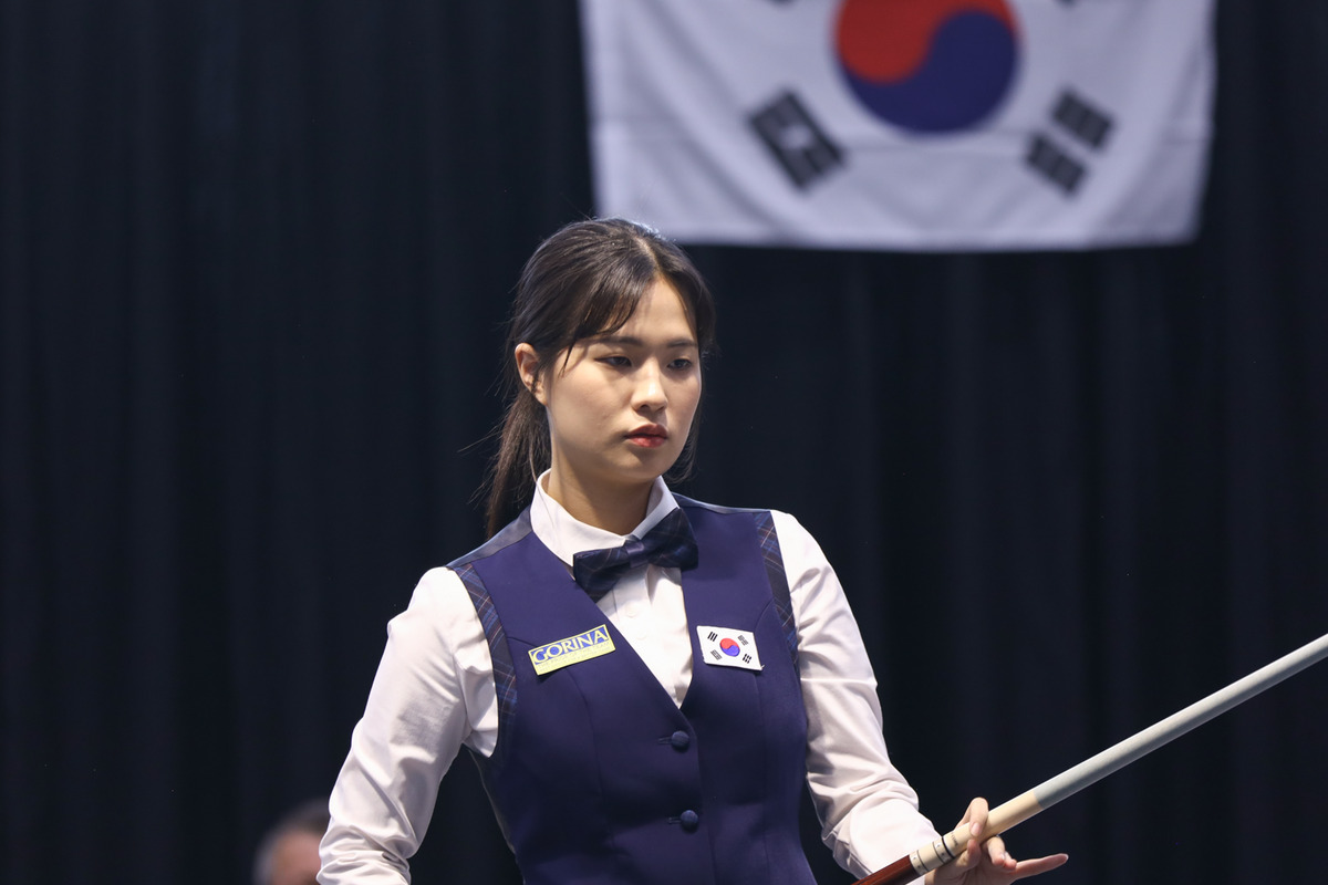 박정현은 두 번째 경기에서 애버리지 1.562를 기록하면서 종합 애버리지 1.162로 1.111에 그친 클롬펜하우어를 어렵게 따돌렸다.