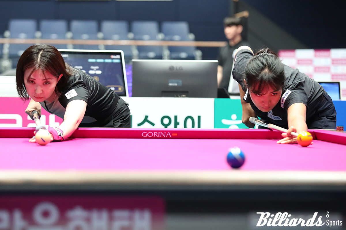 하야시 나미코와 스롱 피아비의 64강 뱅킹.