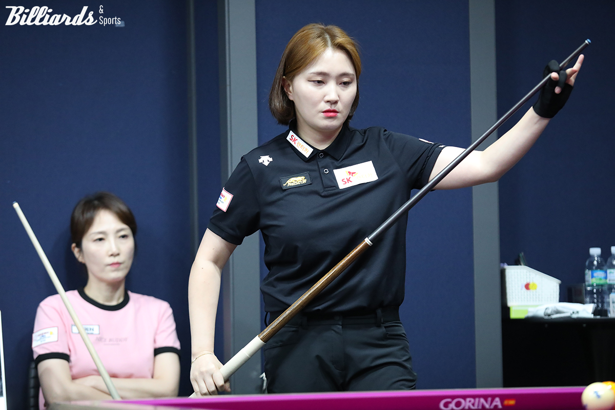 강지은은 이미래를 상대로 개인투어 2승 2패, 팀리그에서는 단복식 포함 8승 2패로 일방적인 우세를 보였다.