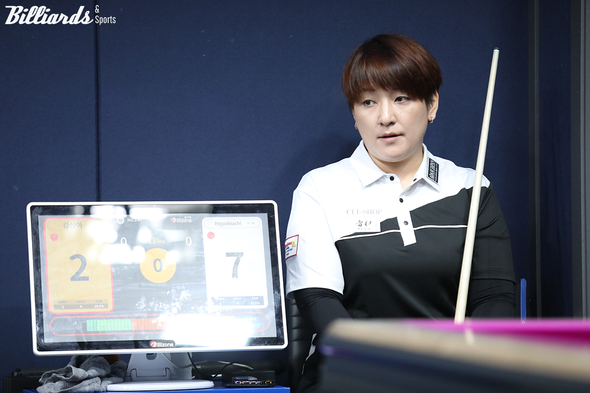 히가시우치 나쓰미(일본)는 32강에서 김상아를 꺾고 16강에 진출, 이윤애와 8강행을 다툰다.