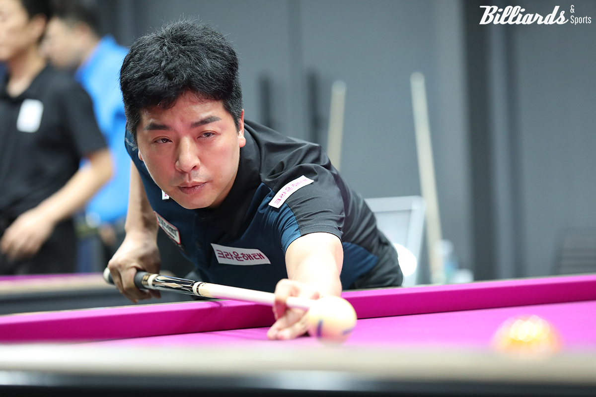 64강에 진출한 황형범(크라운해태).