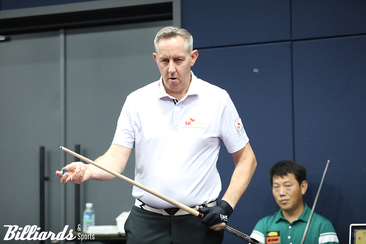 장병대의 끈질긴 추격에 무릎을 꿇은 에디 레펀스.