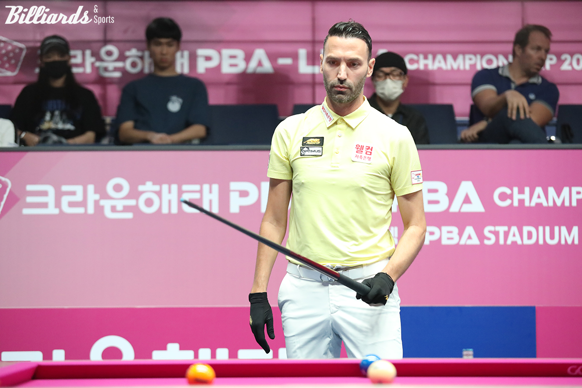 2세트 1이닝에 하이런 15점을 쳐 퍼펙트큐를 달성한 카시도코스타스.