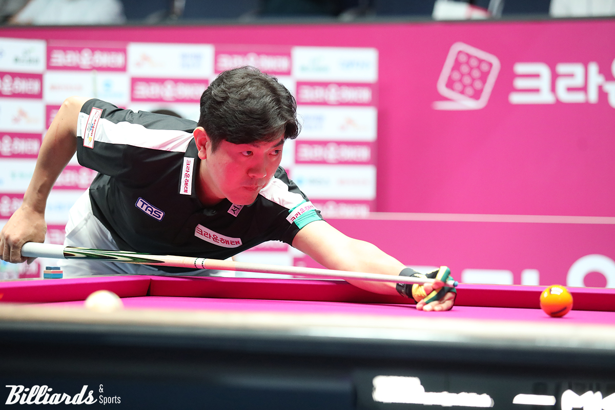 '킹스맨' 김재근(크라운해태)은 7번째 정규투어 만에 16강을 밟았다.