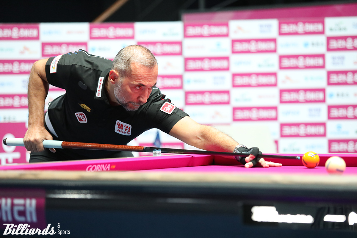 사이그너는 4세트에서 승리 2점을 남겨둔 상황에서 13:15로 역전패했고, 5세트는 패배 2점을 남겨둔 8:9에서 행운의 샷이 득점과 연결되면서 11:9로 역전승을 거두었다.