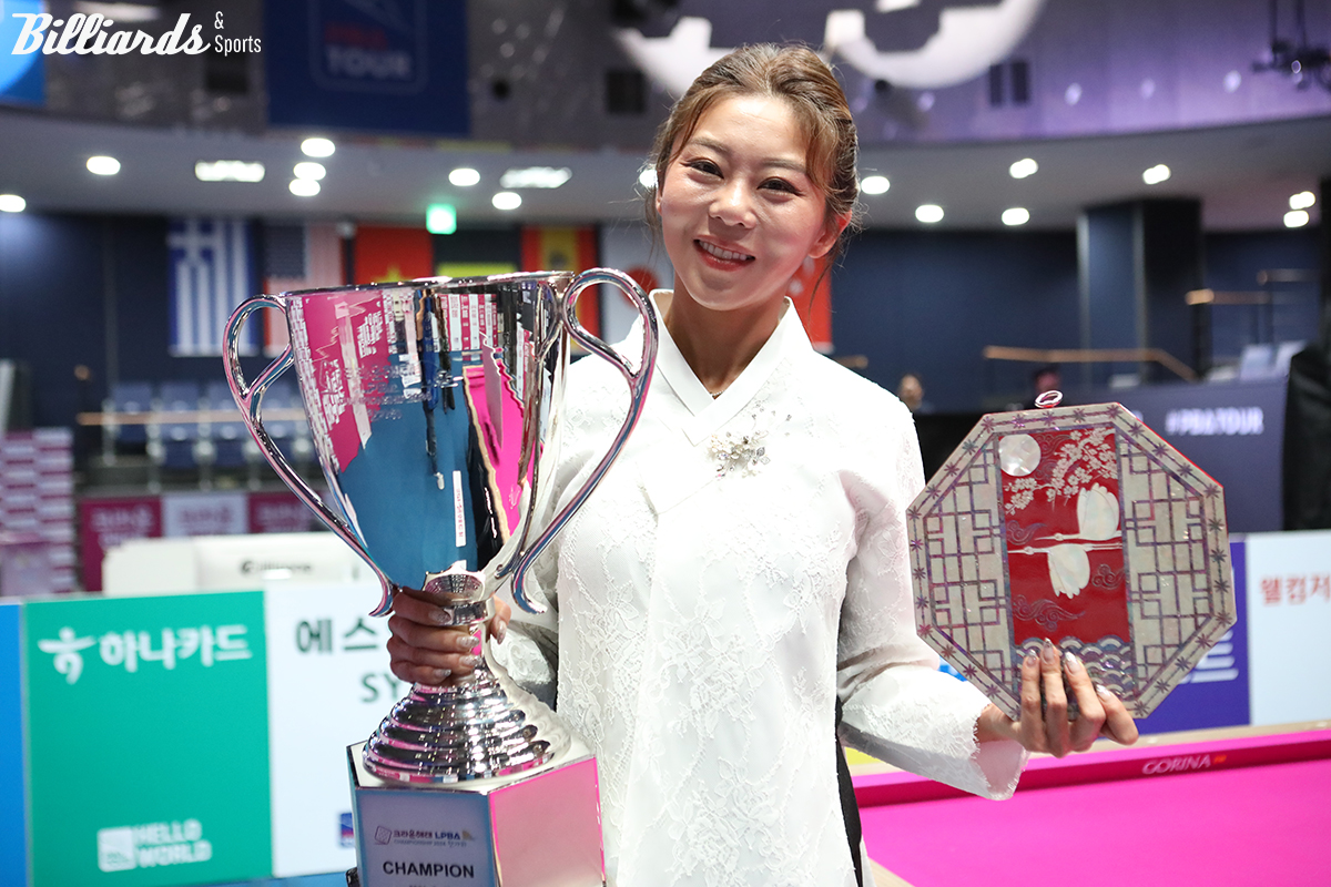 한가위 당구 여왕에 등극한 김가영.
