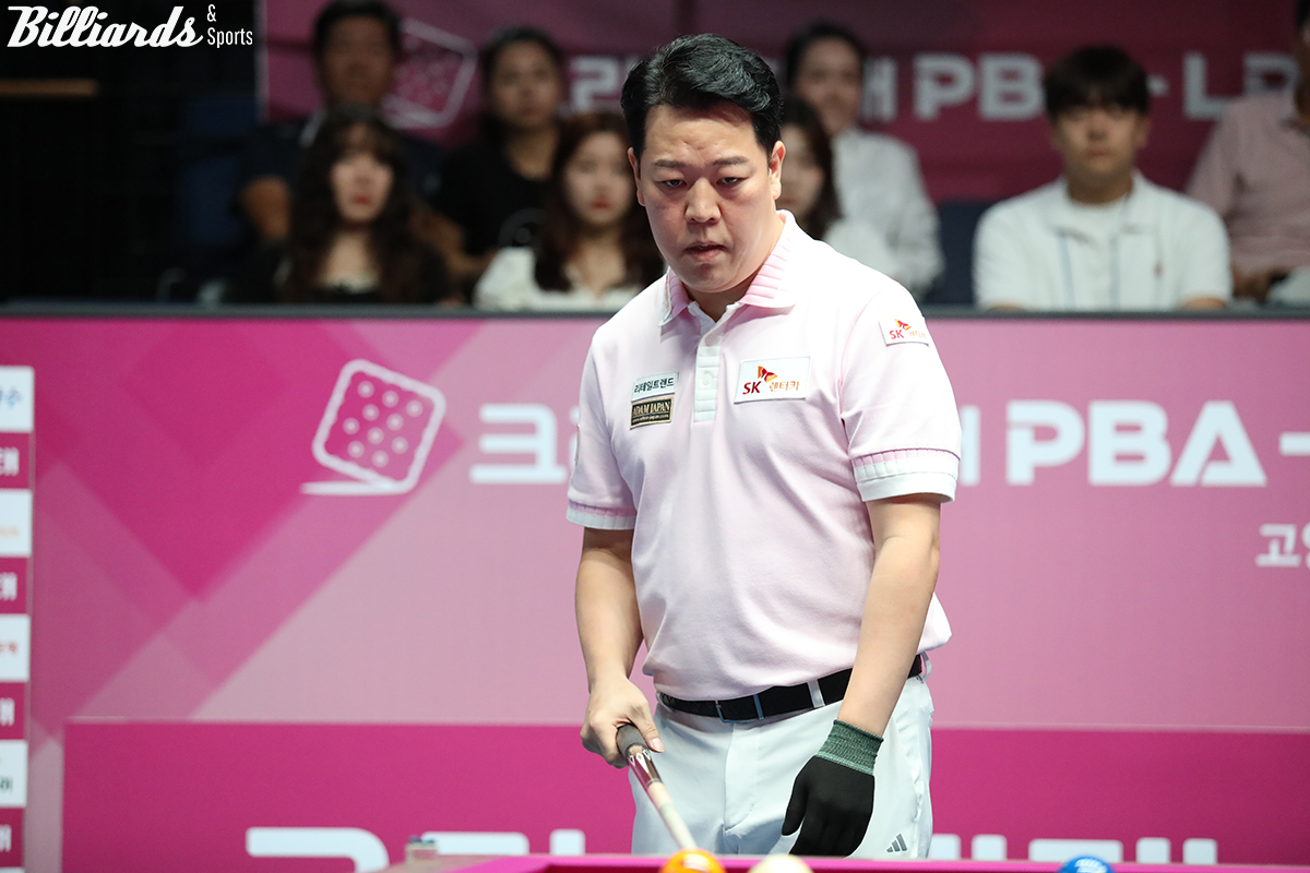 준결승전에서 6승 1패의 압도적인 승률을 기록하고 있는 강동궁.