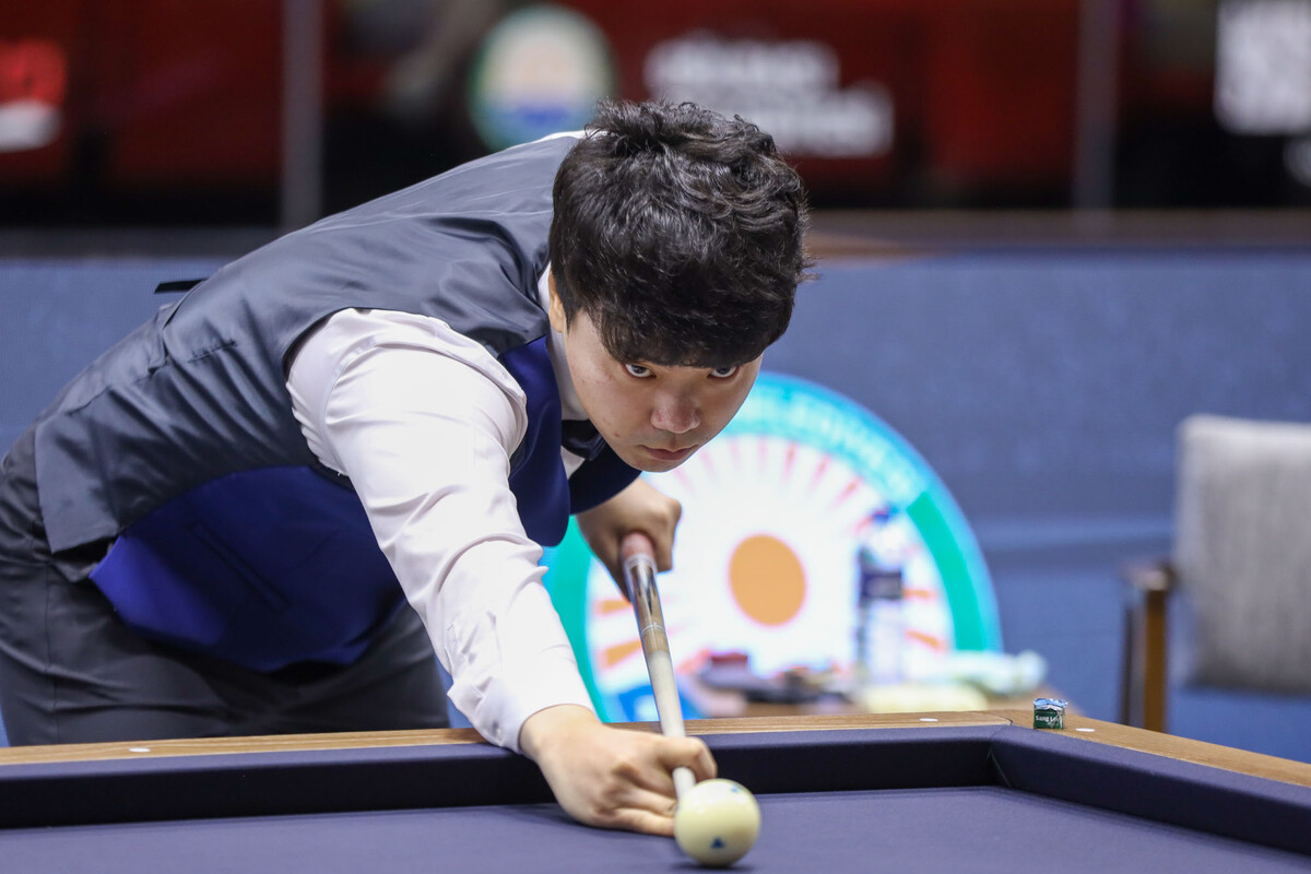 지난해 16강에 진출한 김행직(전남-진도군청).