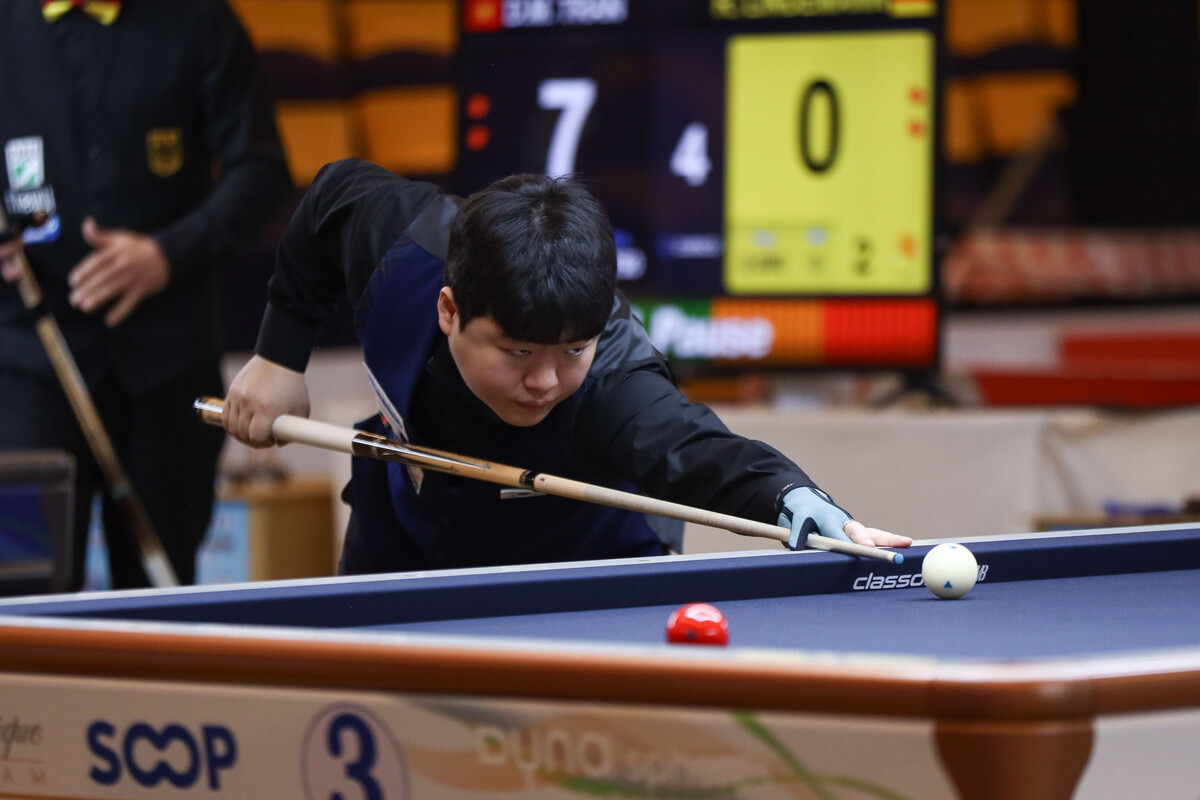 지난해 세계선수권 4강에 올랐던 조명우(실크로드시앤티-서울시청)가 베트남 빈투언에서 열린 '제76회 세계3쿠션선수권대회' 조별리그를 통과하고 본선에 진출했다.  사진=SOOP 제공