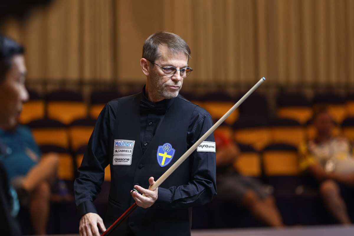 야스퍼스의 두 방의 일격을 맞고 아쉽게 패한 블롬달.