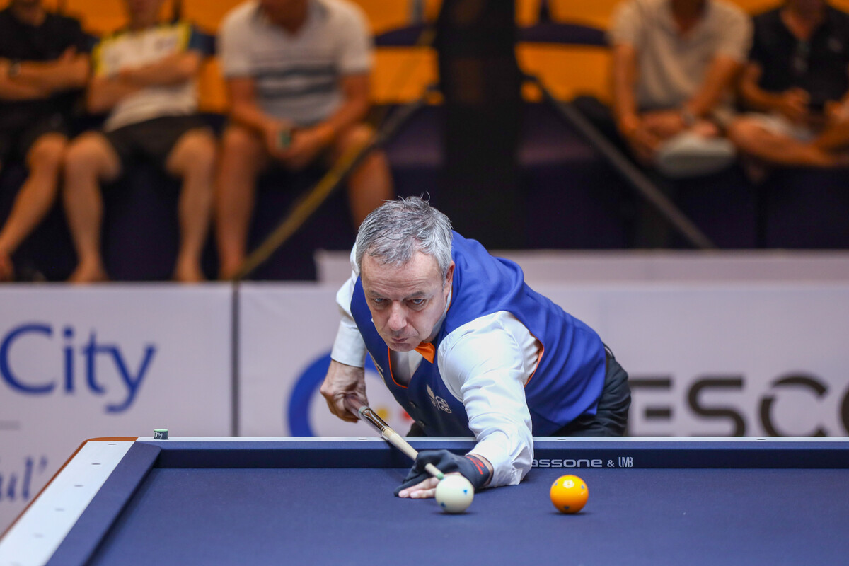 야스퍼스는 BWA(세계당구월드컵협회) 기간에 선수 이탈로 UMB(세계캐롬연맹) 세계선수권을 개최하지 못해 당구월드컵 합산 성적으로 세계챔피언을 선발했던 88년부터 93년까지를 제외하고, 지난 1999년부터 올해까지 총 12번 준결승에 올라왔다. 준결승 전적은 5승 6패다.