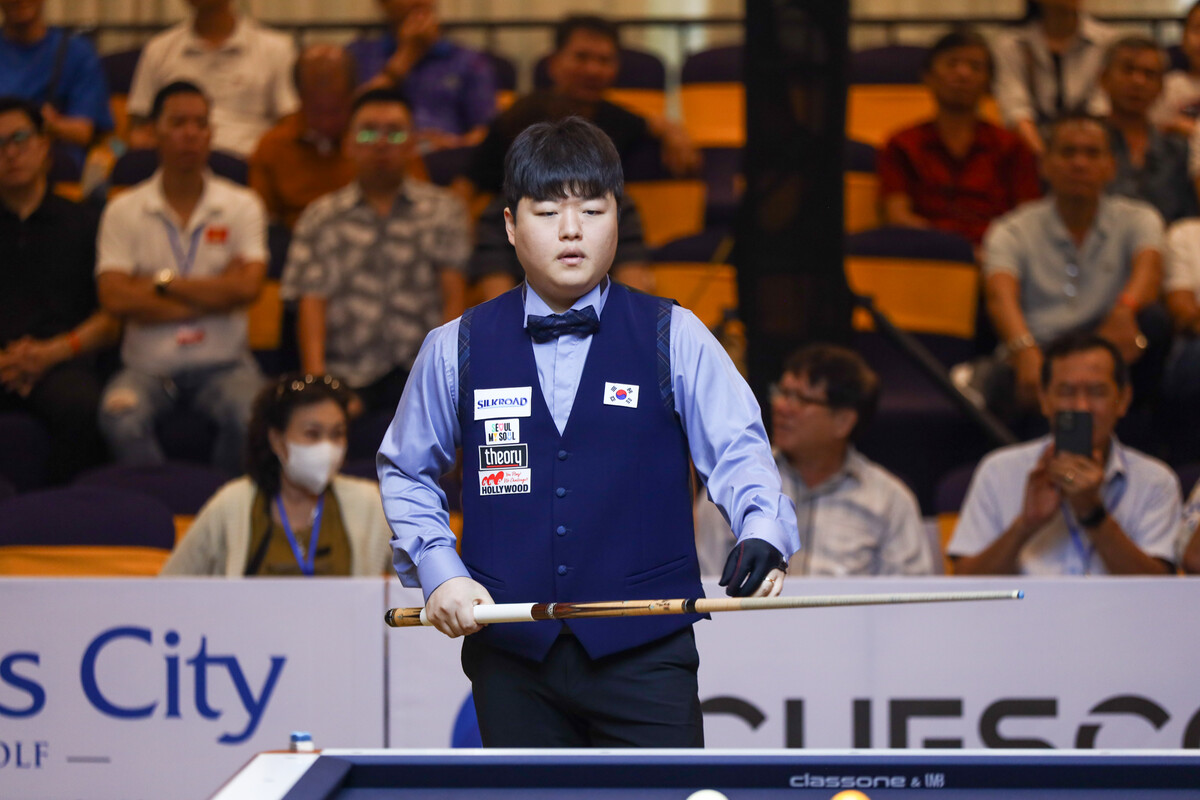 한국의 조명우(실크로드시앤티-서울시청)가 '제76회 빈투언 세계3쿠션선수권대회' 준결승에서 에디 멕스(벨기에)를 24이닝 만에 50:35로 누르고 결승에 진출했다.  사진=SOOP 제공