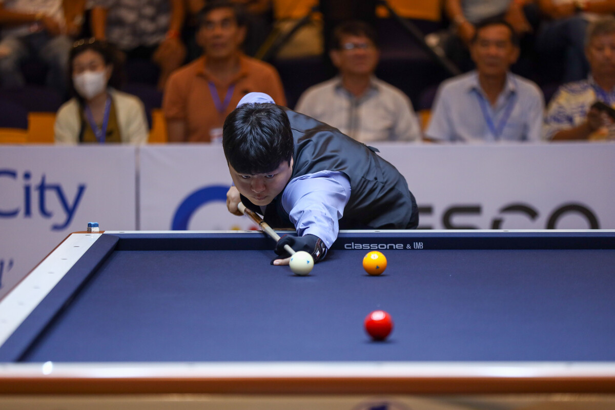 조명우는 지난해 세계선수권 준결승에 진출했고, 이번 대회에서도 4강에 진출하며 아시아 선수로는 90년대 이후 유일하게 2년 연속 세계선수권 입상대에 오르게 됐다.