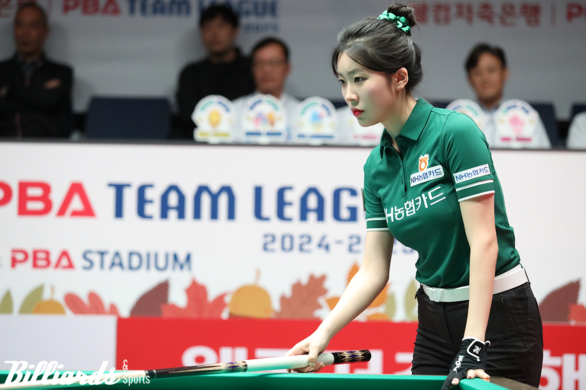 PBA 팀리그 마지막 날에도 김민아와 2세트 복식에 출전한 정수빈은 마지막 2점을 성공시키고 승리를 거뒀다.