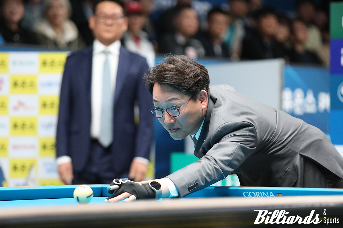 시타하는 윤상배 대표