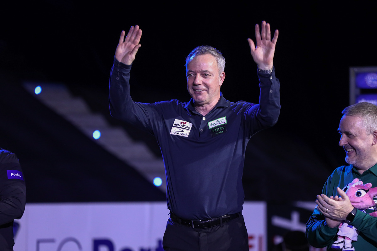 지난 7월 포르투 3쿠션 당구월드컵 준결승에서 쿠드롱을 꺾고 결승에 진출한 야스퍼스는 통산 30승을 달성했다.