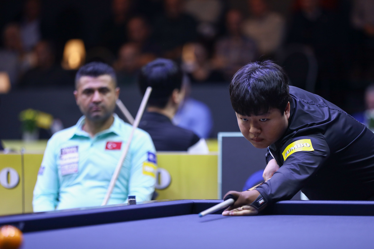 조명우는 C조 1위를 차지한 톨가한 키라즈(튀르키예)와 벌인 조별리그 맞승부에서 27이닝 만에 40:38로 승리했다.