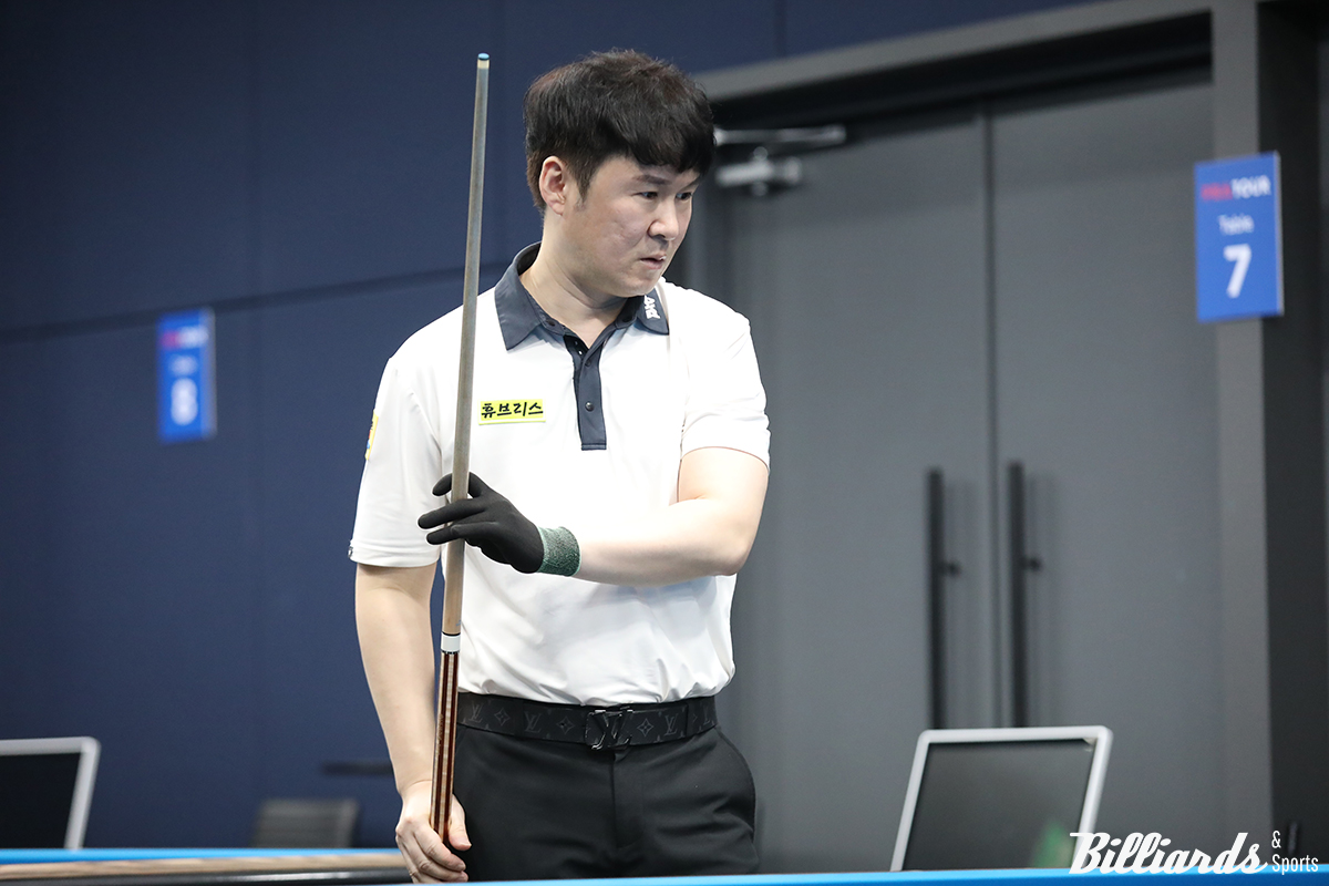 아쉽게 8강에서 패한 주시윤.