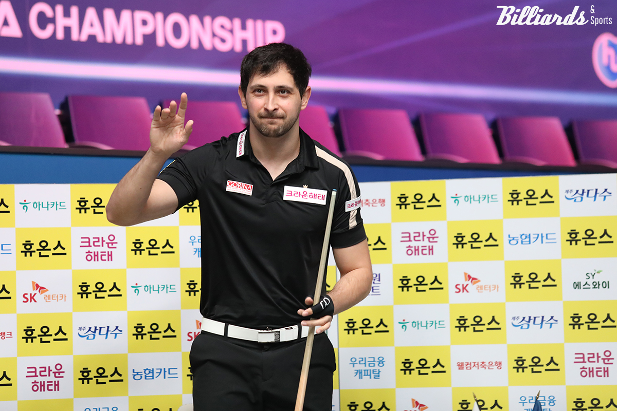 결승에 선착한 마르티네스.