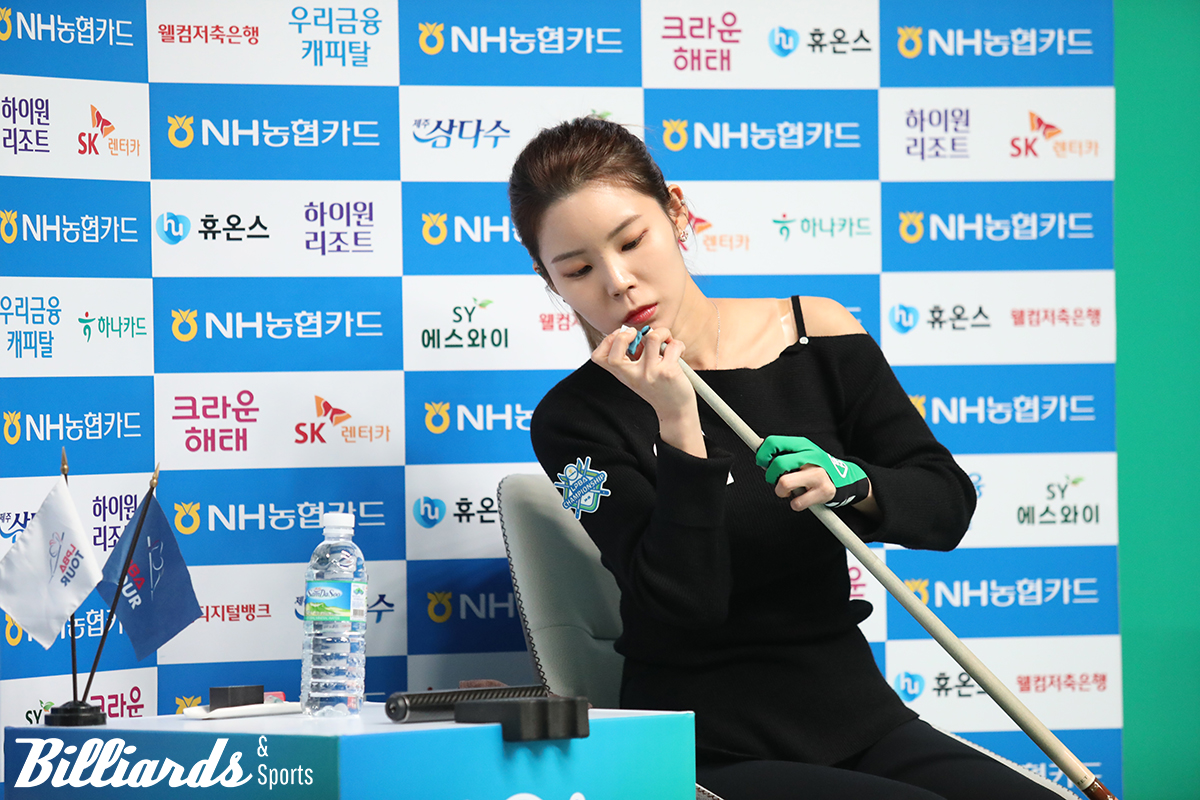 용현지를 승부치기에서 꺾고 16강에 오른 이우경