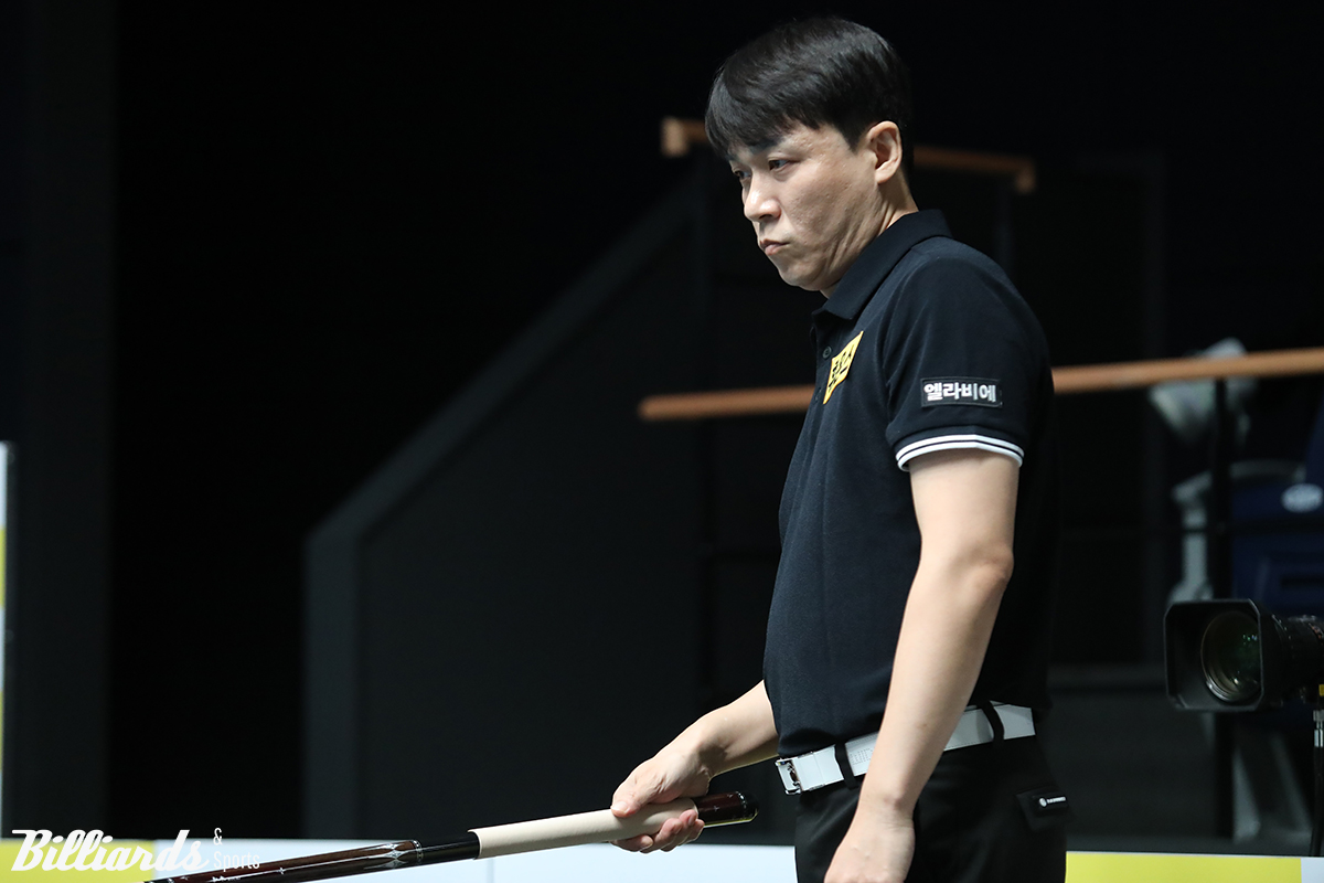 64강에서 컨디션 난조로 패한 최성원(휴온스).