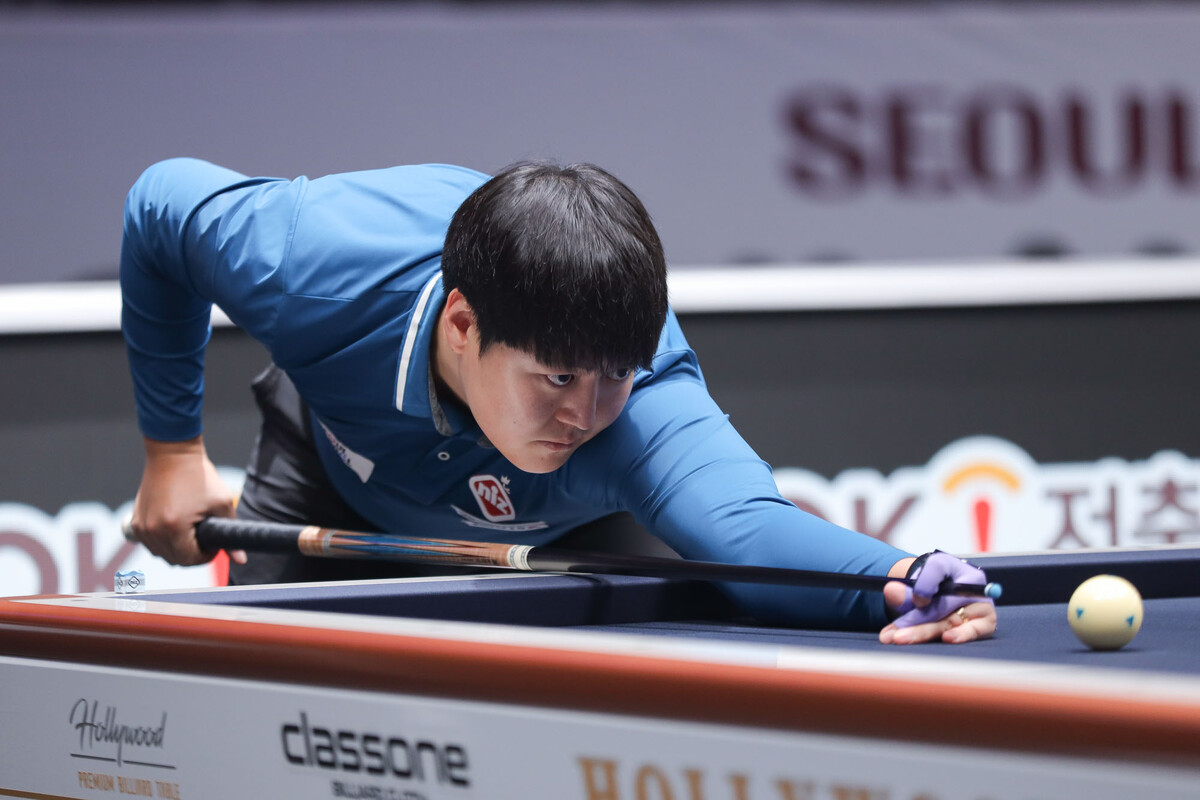 이범열(시흥체육회)은 세계 정상급 선수 두 명을 탈락시키며 조 1위를 차지하는 이변을 연출했다.