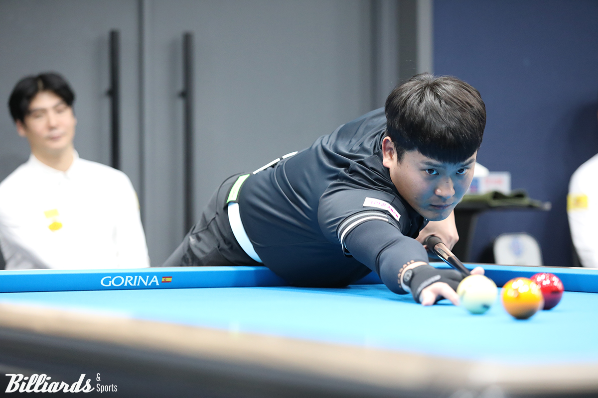 오태준은 한동우를 세트스코어 3-1로 꺾고 8강에 진출했다.