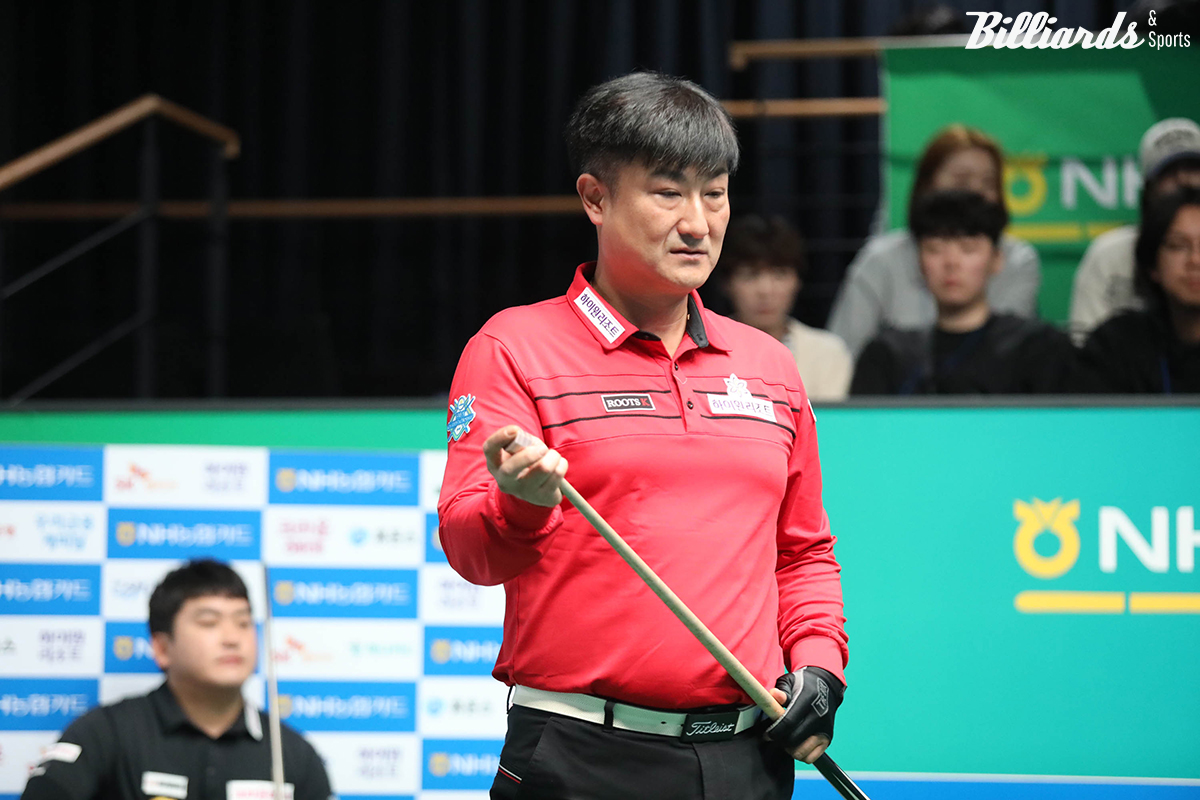 프로당구 투어에서 처음 준결승에 올라와 결승행에 도전했던 이충복.