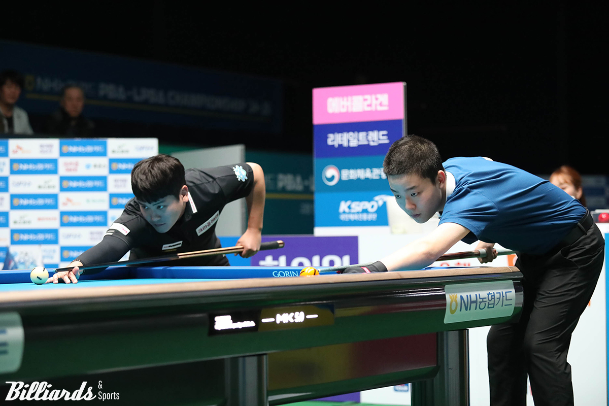 김영원 대 오태준의 결승전 뱅킹 장면.