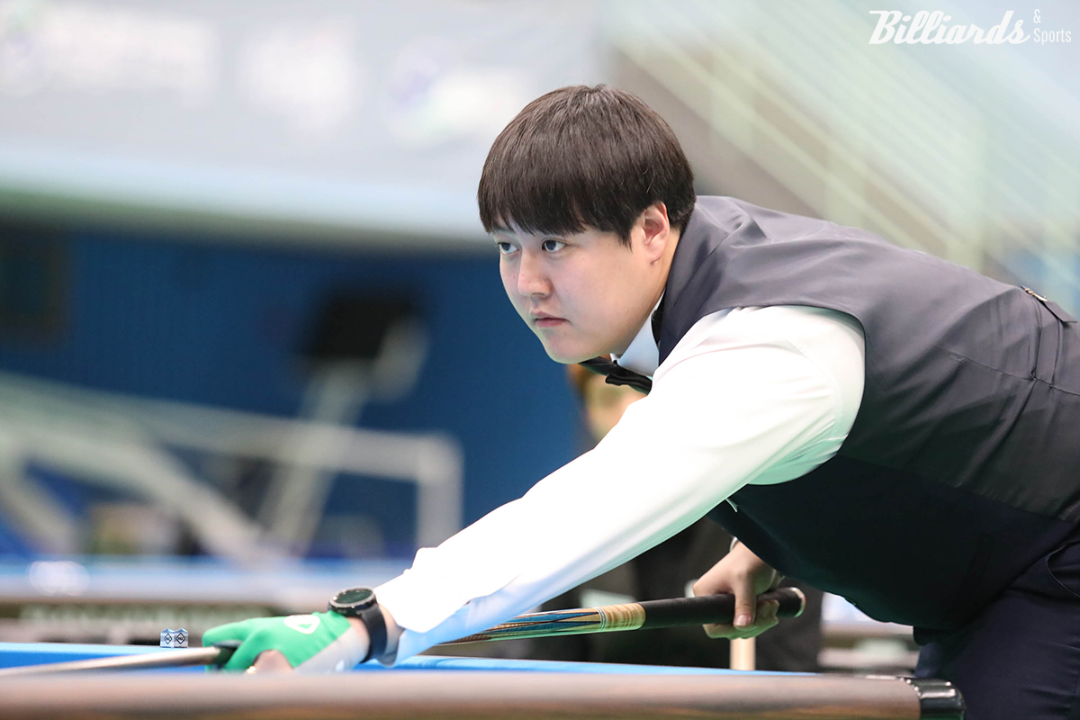 8강에서 허정한과 준결승행을 다투는 이범열(시흥체육회).