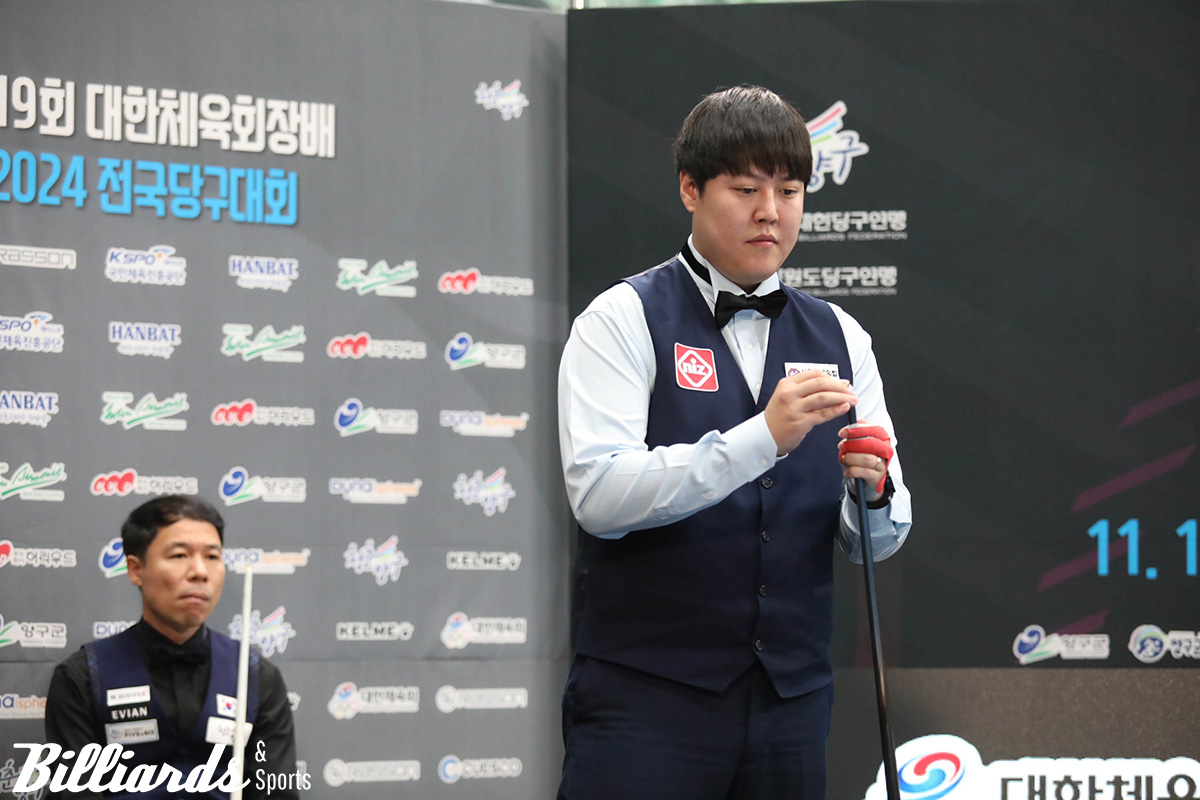 허정한과 8강 대결 중인 이범열