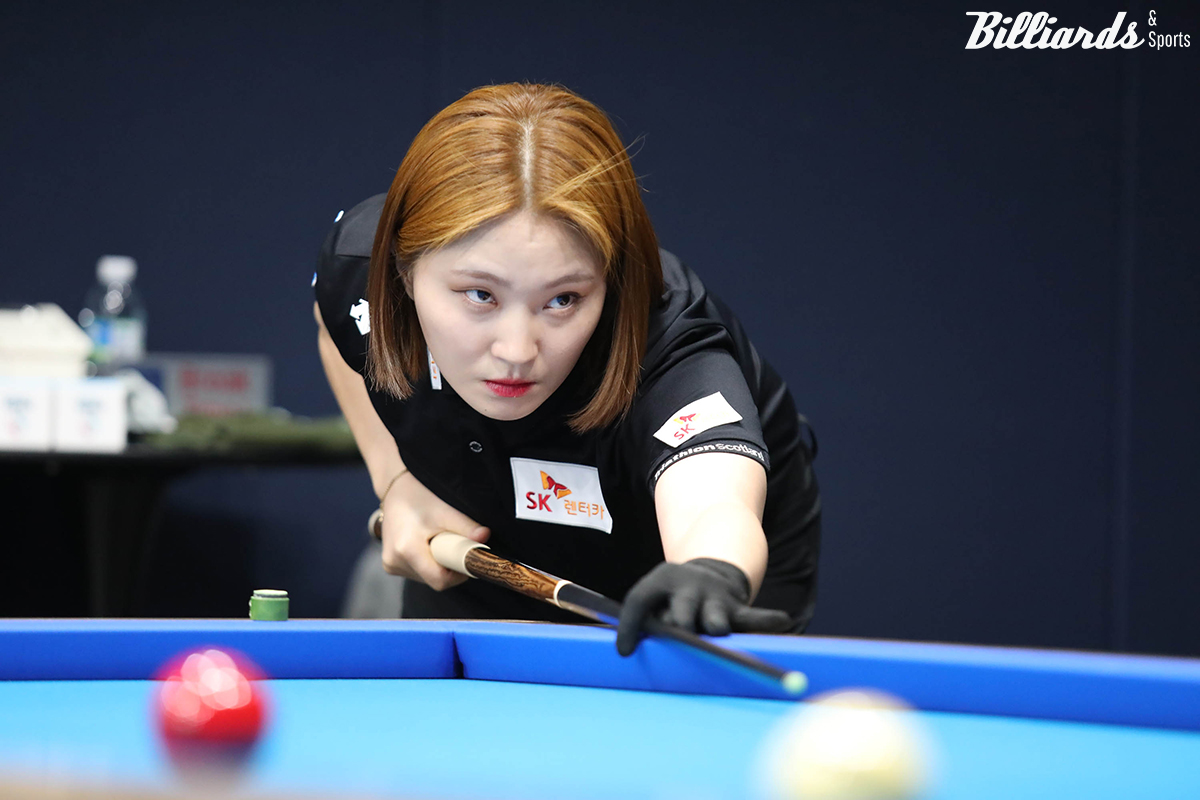 강지은(SK렌터카)은 전어람을 1점차로 따돌리고 32강에 진출했다.