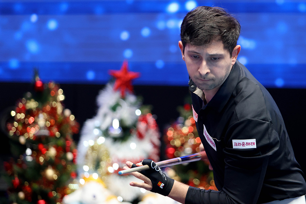 '대회 2호 퍼펙트큐'를 기록하며 64강에 오른 다비드 마르티네스(크라운해태). 사진=PBA