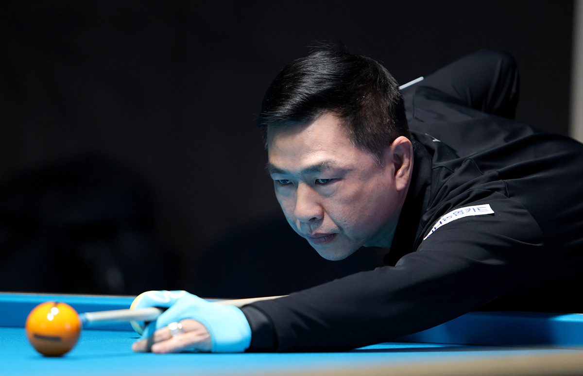 마민껌은 이상대(웰컴저축은행)에게 승부치기에서 2 대 0 신승을 거두고 32강에 올라왔다.