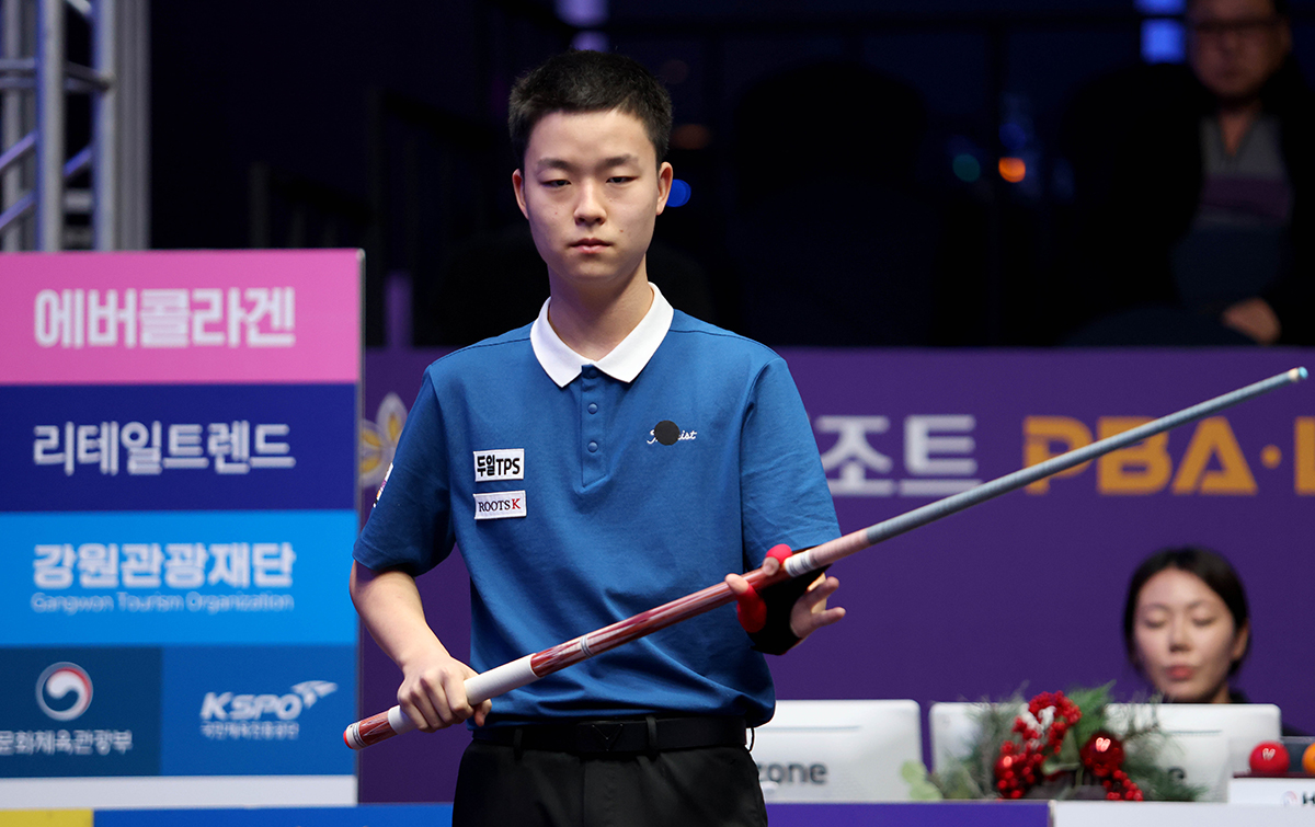 김영원은 8강에서 '7차 투어 돌풍' 구자복과 준결승 진출을 다툰다.