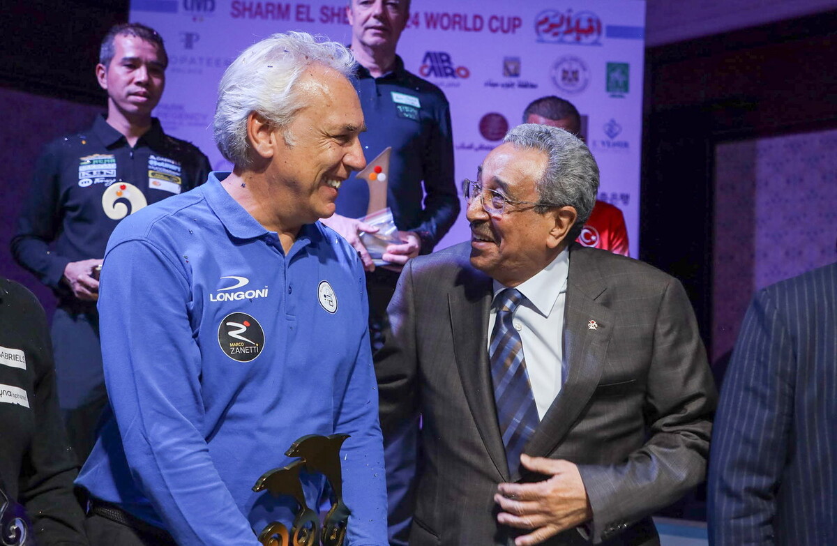 자네티(왼쪽)와 UMB 파룩 바르키 회장(오른쪽).