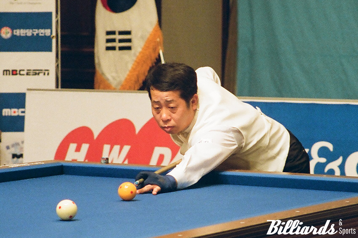 국내 당구대회에서 활발하게 활동하던 당시의 김정규.