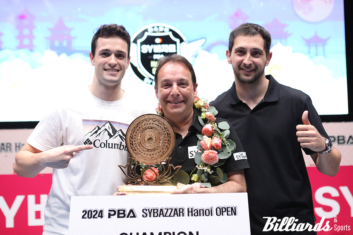 다니엘 산체스의 우승을 기뻐하는 스페인의 이반 마요르와 다비드 마르티네스(크라운해태).