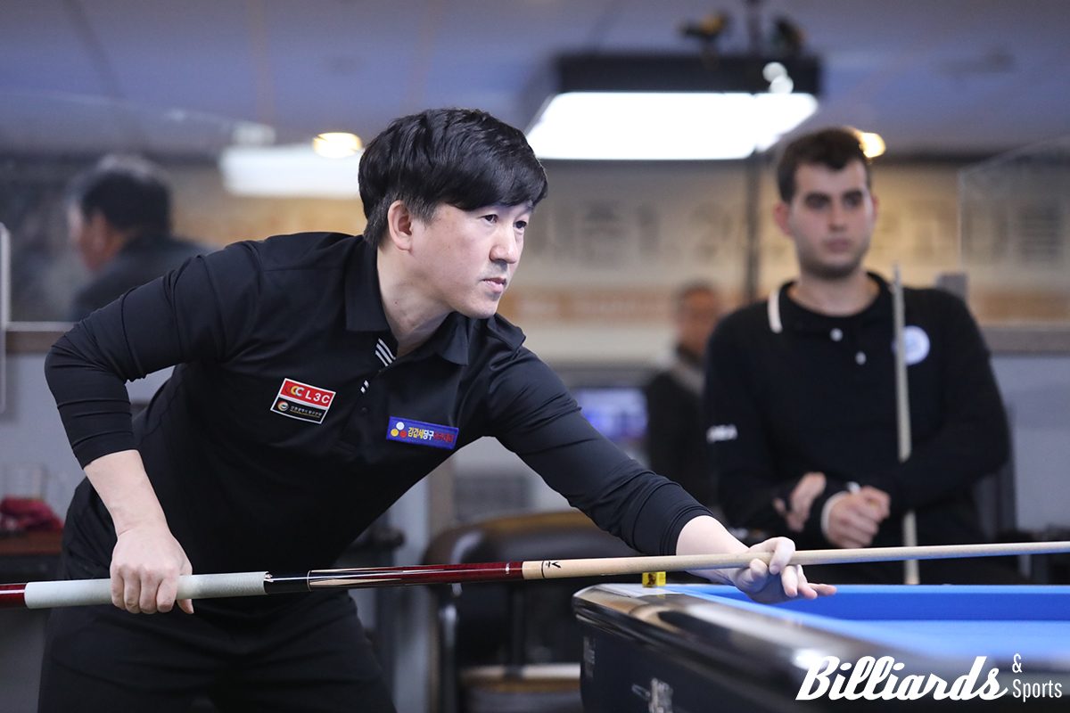 김갑세는 16강에서 강자인을 꺾고 8강에 올랐다.